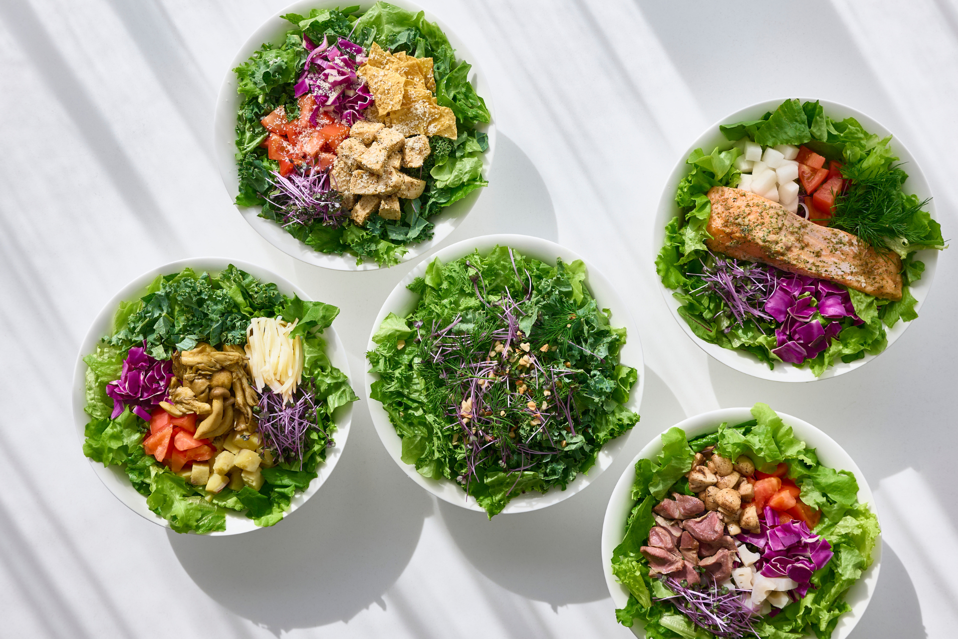 <strong>農家直営のサラダボウル専門店 AQUAMO salad</strong>